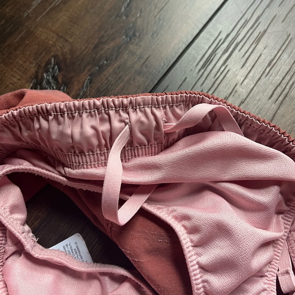 Nike Dri-Fit Running shorts! - Picture 6 of 7